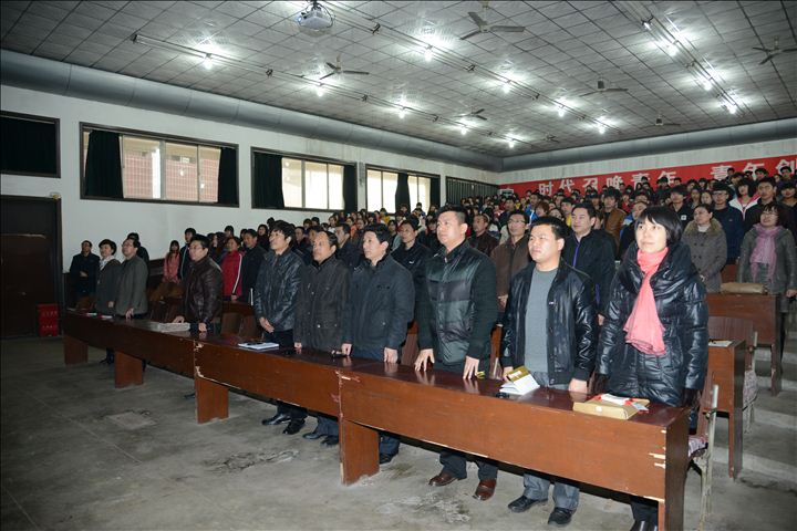 许承诺(我奉献,我快乐,做一个勤劳善良,文明有礼的滦师人)